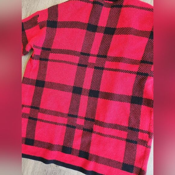 Zesica Red and Black Plaid Soft Cardigan - Picture 5 of 7